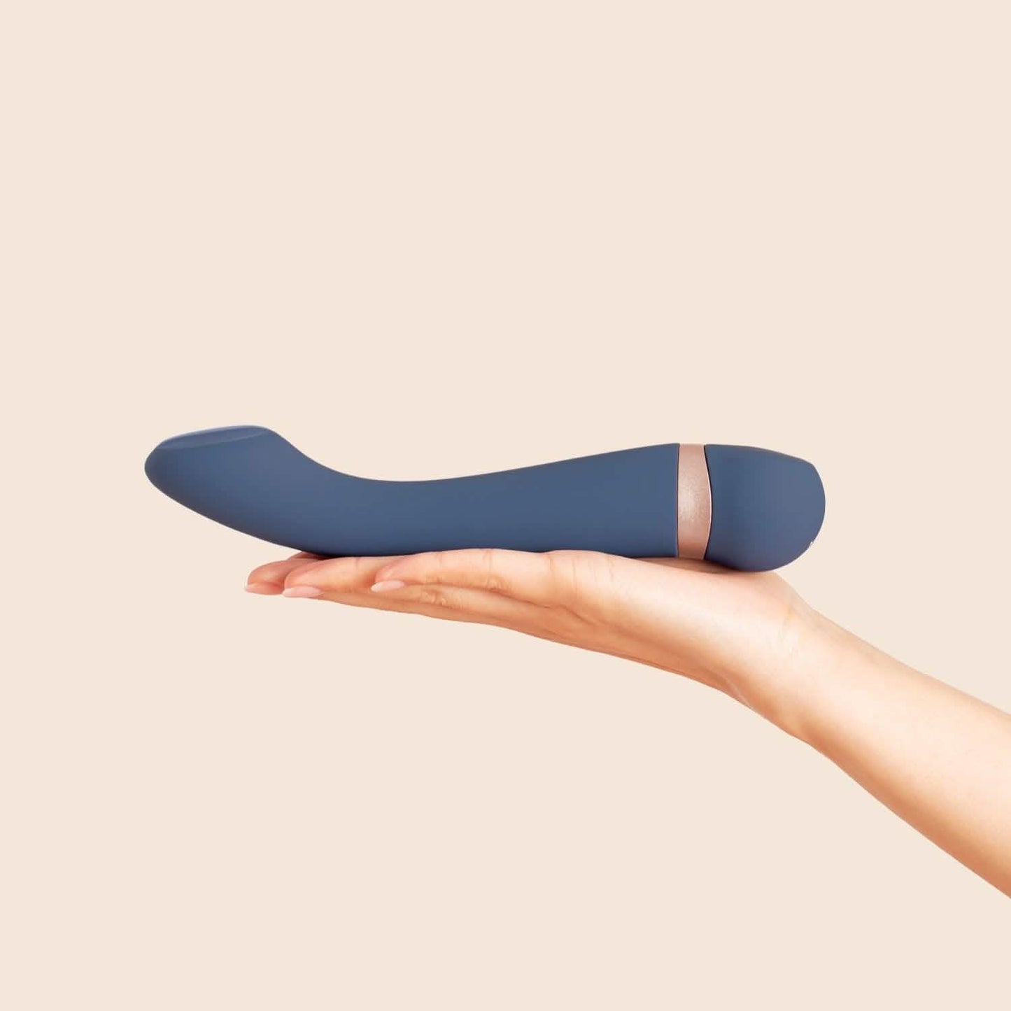 Temperature Changing G-Spot Massager | The Hot & Cold | Deia plusOne Temperature Changing G-Spot Massager | The Hot & Cold | Deia plusOne