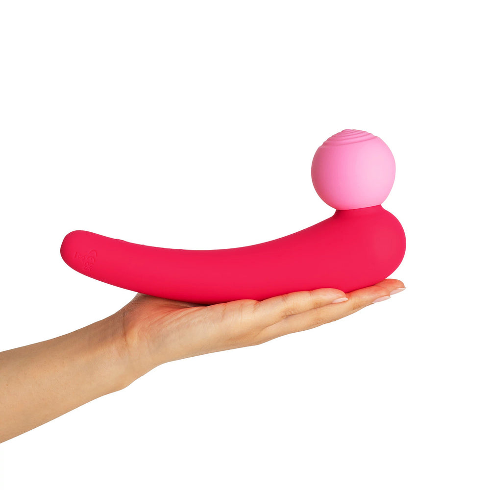 
                  
                    plusOne® mega massager
                  
                