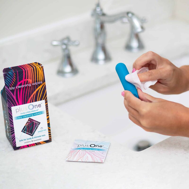 plusOne® toy cleaning wipes in use